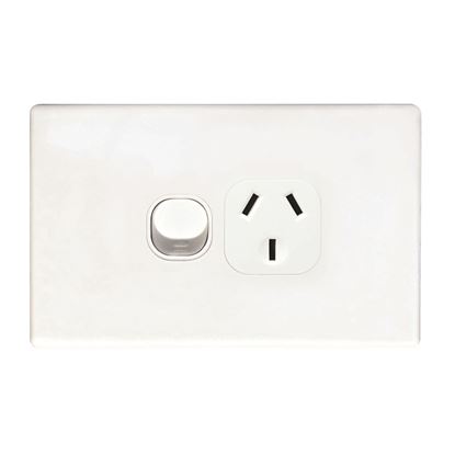 Picture of TRADESAVE Single 15A Horizontal Power Point. Removable