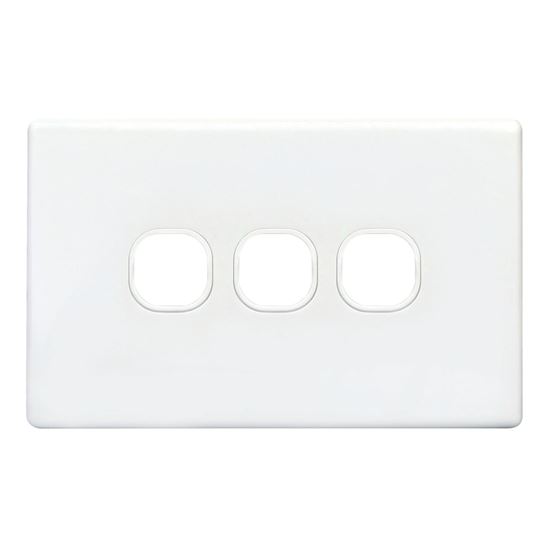 Picture of TRADESAVE Switch Plate ONLY. 3 Gang Accepts all Tradesave Mechanisms.