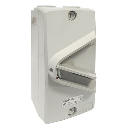 Picture of TRADESAVE Weatherproof Isolator Switch,3 Pole, IP66, 32A, Grey