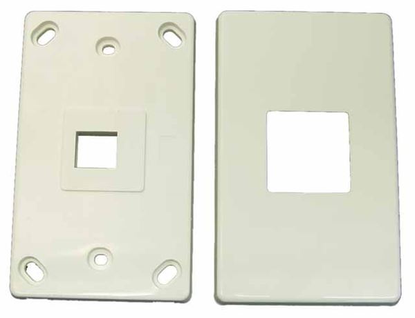 Picture of DYNAMIX Single Port RJ45 Keystone Face Plate - 2x piece. Horizontal